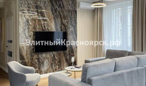 Фото 3: Дизайнерская большая квартира с тремя спальнями оптимальной планировкой на Живописной