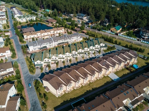 Большой таунхаус в Инкоме. цена 38000000.00