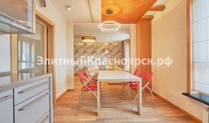 Двухкомнатная квартира в ЖК Лазурный с дизайнерским ремонтом цена 14500000.00 Фото 2.