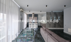 Современная трехкомнатная квартира в ЖК SkySeven цена 29900000.00 Фото 3.