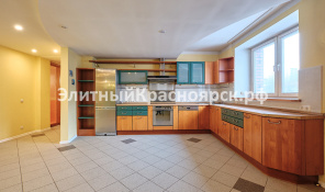Фото 2: Просторная квартира в Академгородке