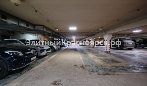 Фото 3: Подземная парковка в центре города