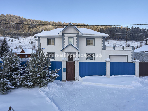 Коттедж в Удачном на ул.Крутовского цена 37000000.00