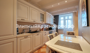 4-комнатная квартира в элитном доме в центре города цена 30000000.00 Фото 2.