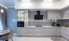 Фото 2: Торцевой таунхаус с мансардой.