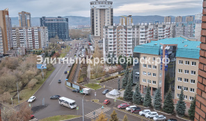 Двухуровневая квартира на Взлётке, ул. Весны цена 22650000.00 Фото 2.