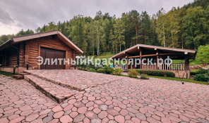 Фото 2: Усадьба с сибирским колоритом. п.Усть-Мана