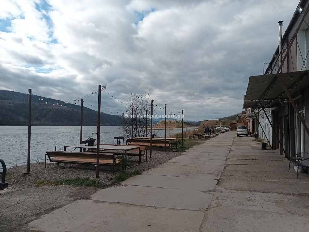 Двухэтажный Эллинг в Удачном на  берегу Енисея