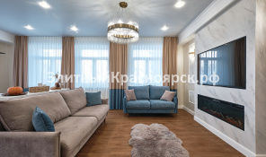 Большая и светлая квартира в Удачном для комфортного проживания большой семьей цена 36000000.00 Фото 2.