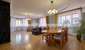 Фото 2: Коттедж в Удачном 377кв.м.