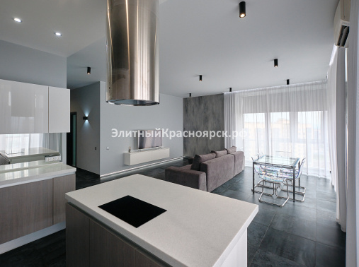 Современная трехкомнатная квартира в ЖК SkySeven цена 32000000.00