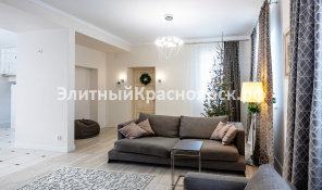 Уютный коттедж в Удачном с красивым участком цена 22000000.00 Фото 2.