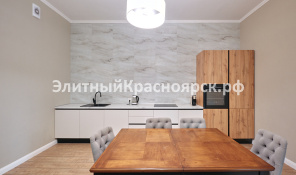Фото 2: Двухкомнатная квартира в аренду в ЖК "Кристалл"