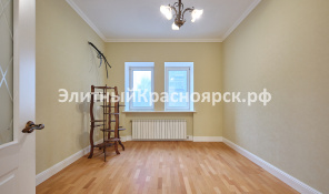 Просторная 3-комнатная квартира в самом центре города цена 28000000.00 Фото 2.