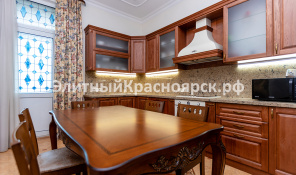 Фото 2: Кирпичный коттедж в Овинном